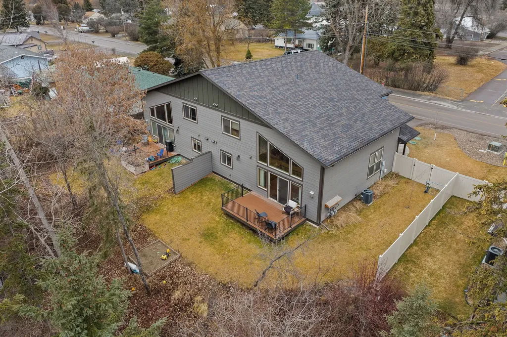 532 & 534 E Evergreen Drive Kalispell MT 59901
