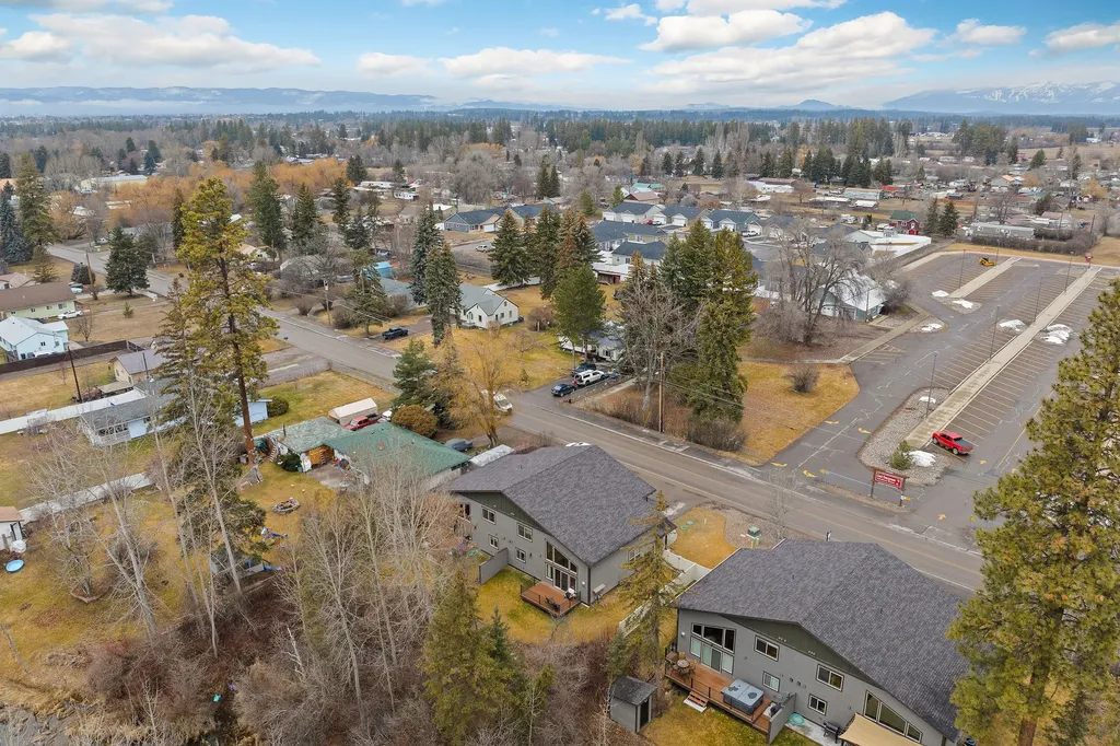 532 & 534 E Evergreen Drive Kalispell MT 59901