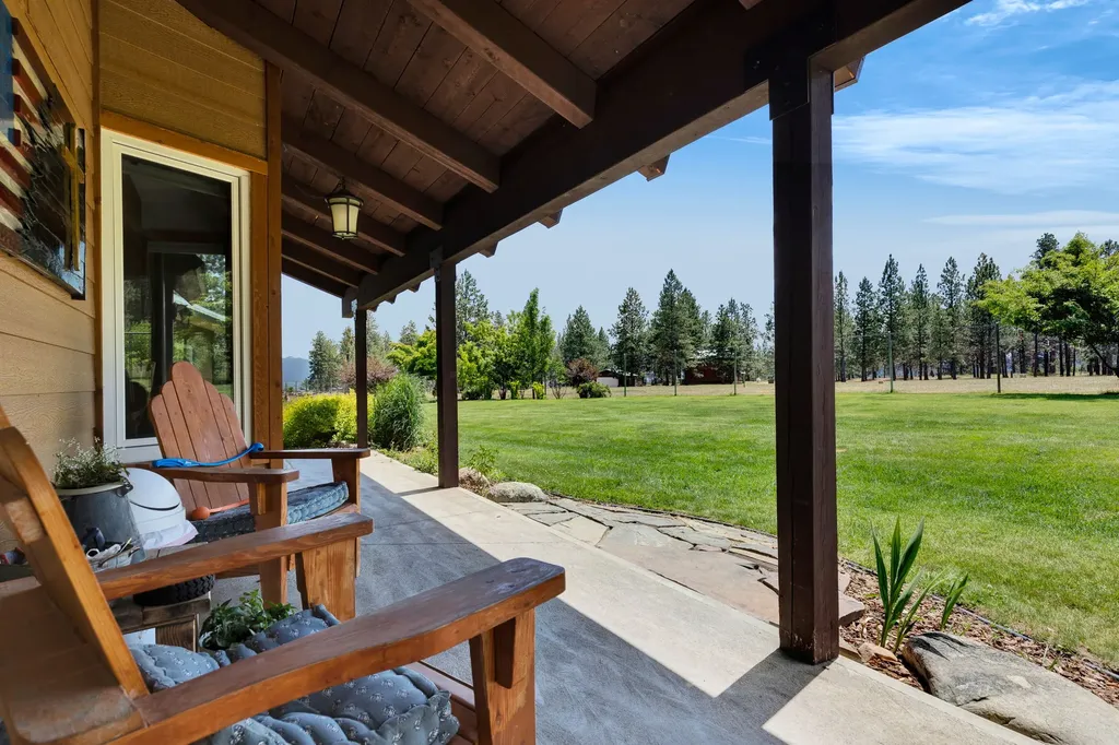 1862 Mountain Meadow Lane Victor MT 59875