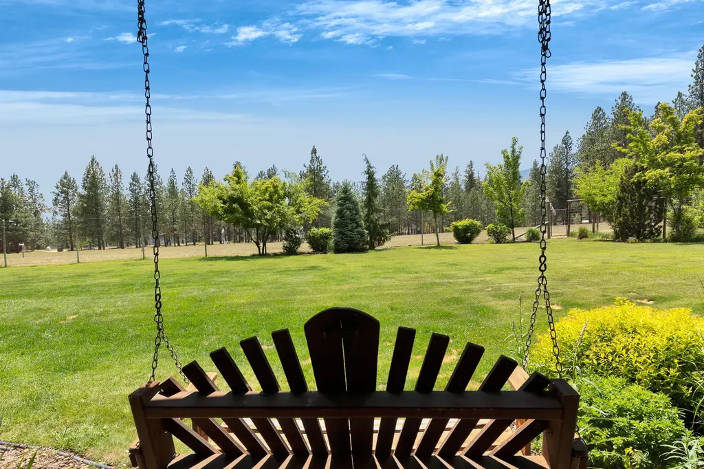 1862 Mountain Meadow Lane Victor MT 59875