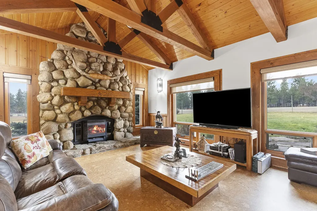 1862 Mountain Meadow Lane Victor MT 59875