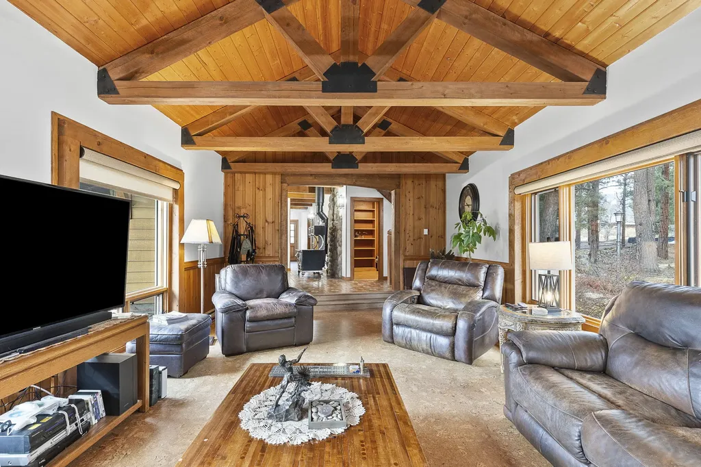 1862 Mountain Meadow Lane Victor MT 59875