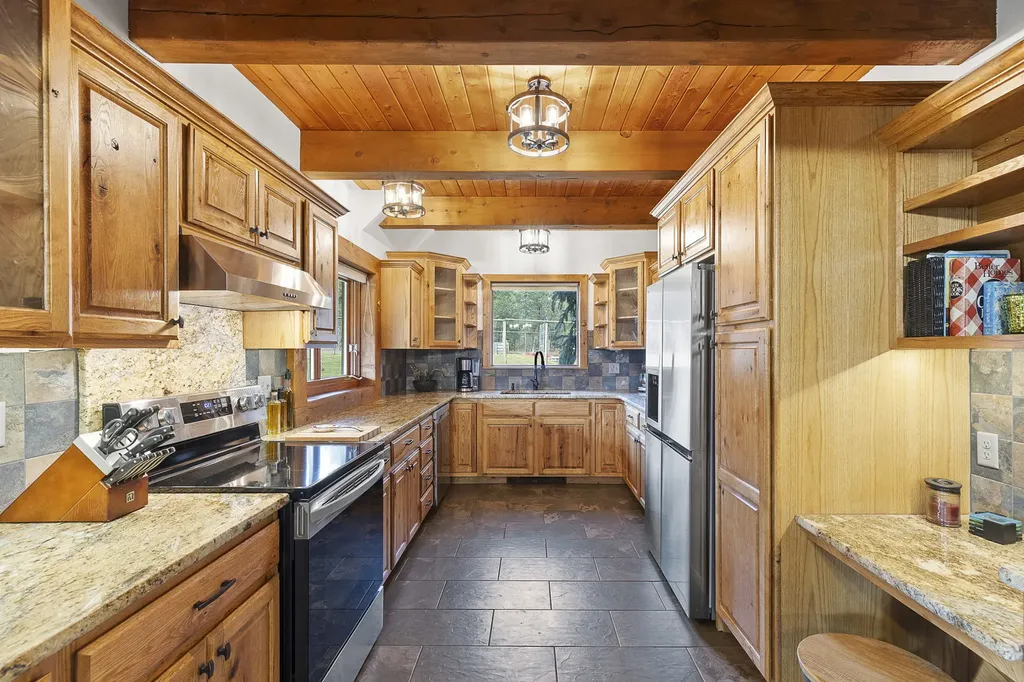 1862 Mountain Meadow Lane Victor MT 59875