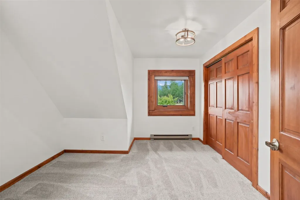 1862 Mountain Meadow Lane Victor MT 59875
