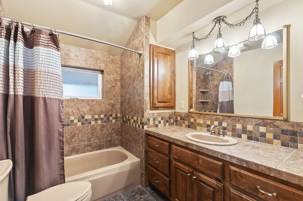 1862 Mountain Meadow Lane Victor MT 59875