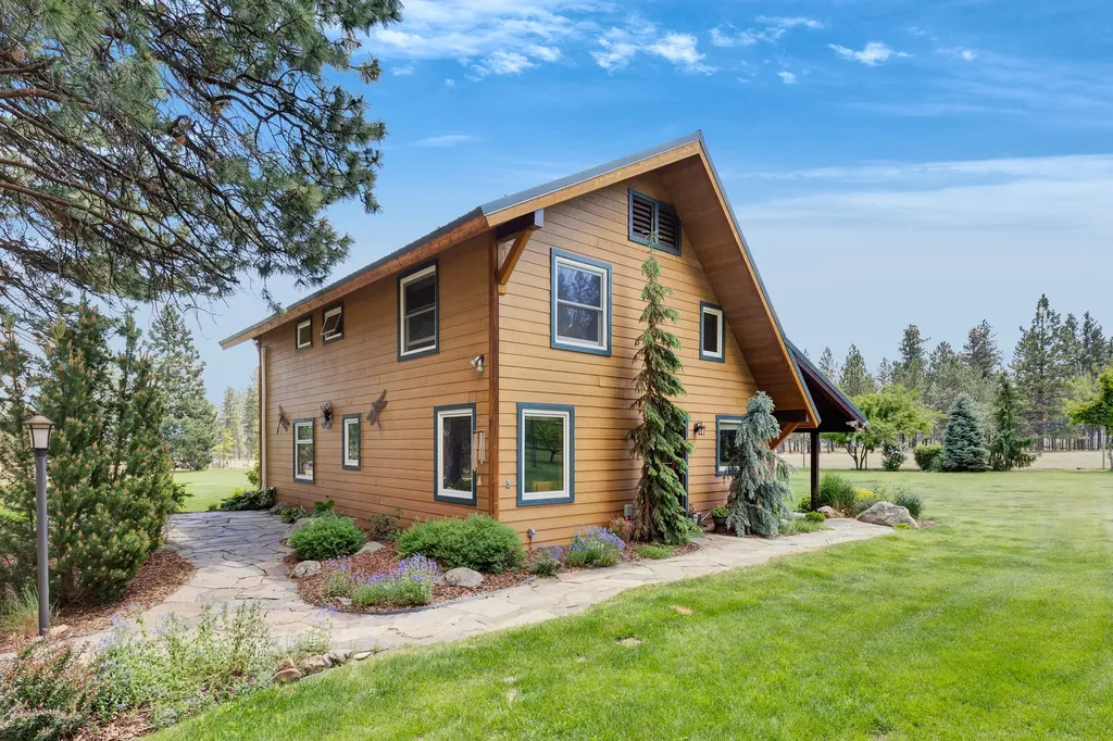 1862 Mountain Meadow Lane Victor MT 59875