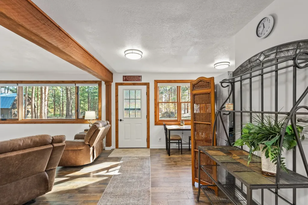 1862 Mountain Meadow Lane Victor MT 59875