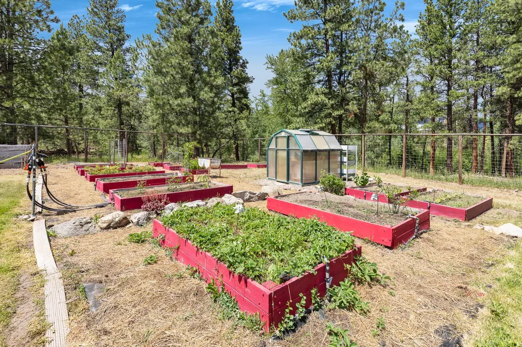 1862 Mountain Meadow Lane Victor MT 59875