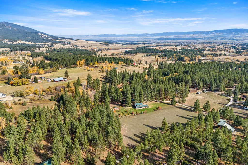 1862 Mountain Meadow Lane Victor MT 59875