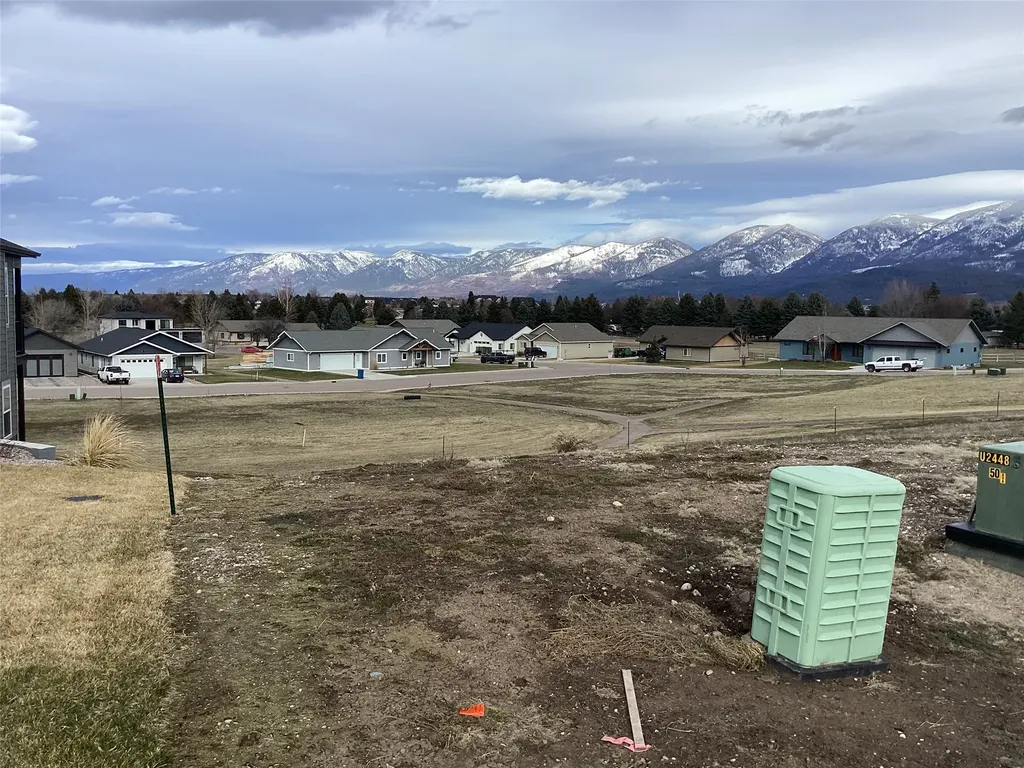 209 Shawnee Lane Polson MT 59860