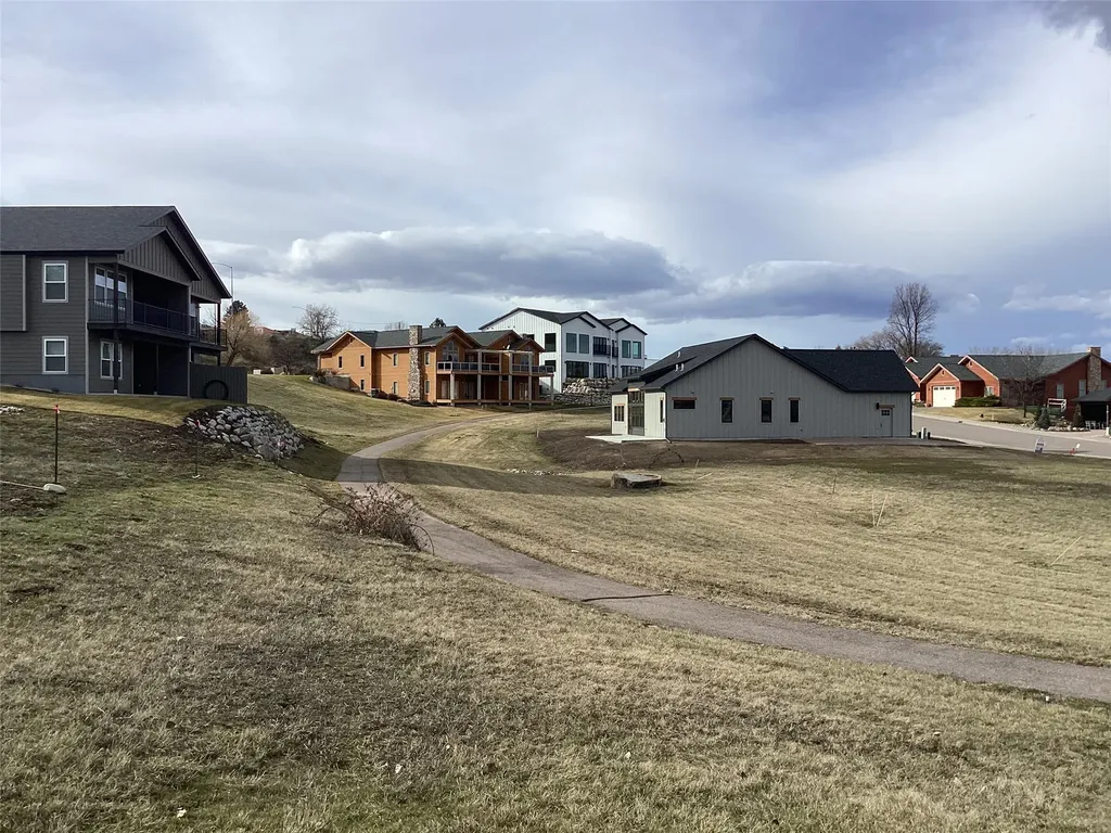 209 Shawnee Lane Polson MT 59860