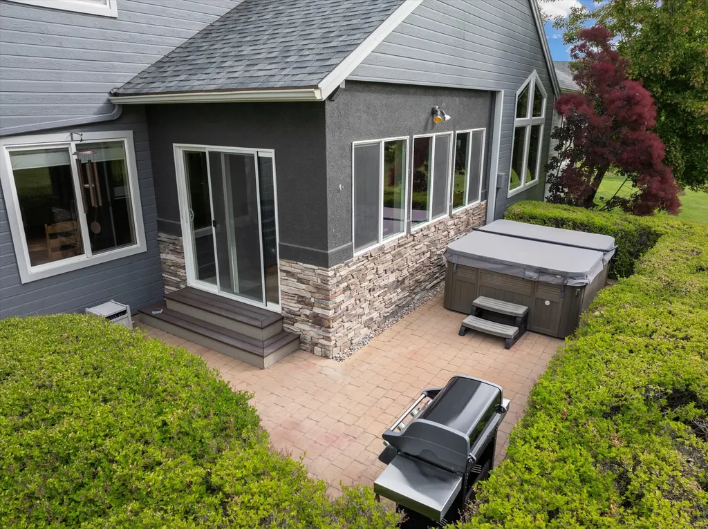 18 Buffalo Hills Circle Kalispell MT 59901