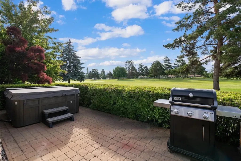 18 Buffalo Hills Circle Kalispell MT 59901