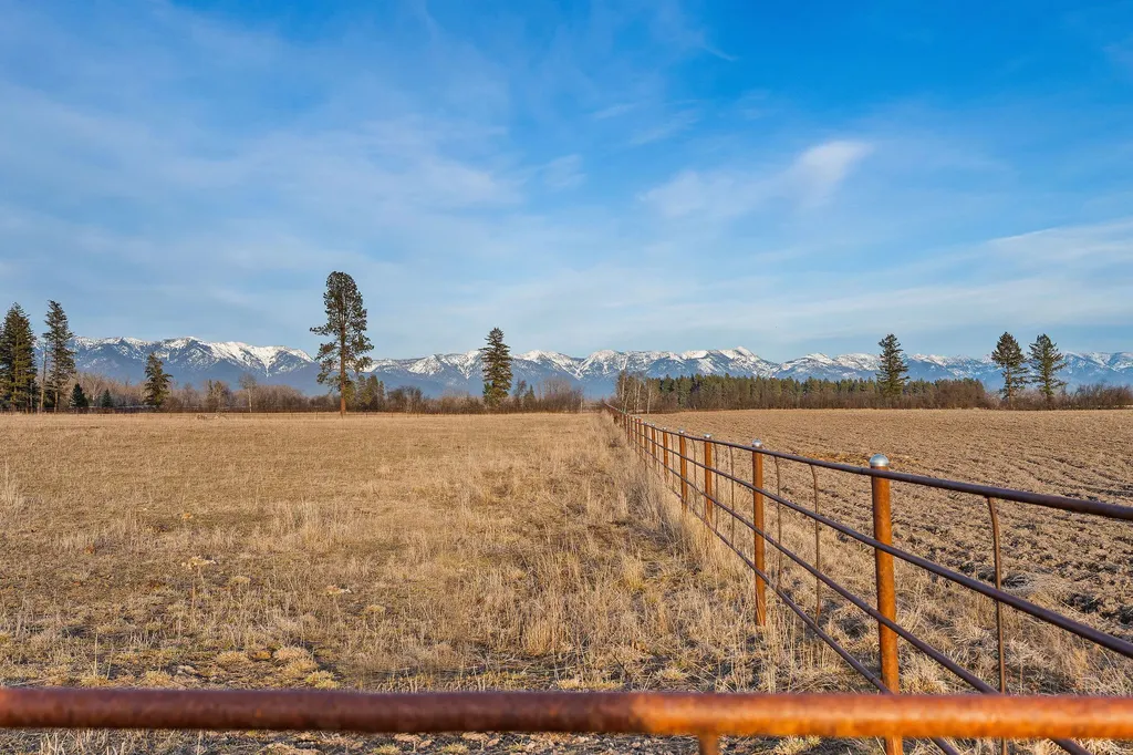 1275 Lower Valley Road Kalispell MT 59901