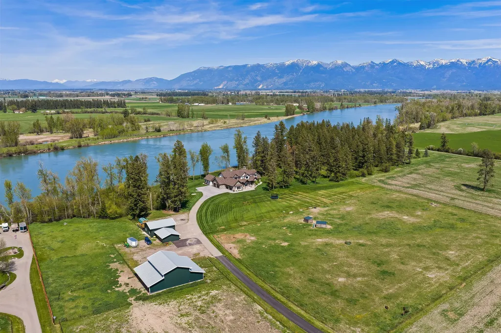 1275 Lower Valley Road Kalispell MT 59901