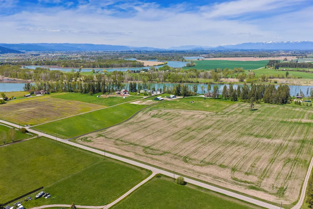1275 Lower Valley Road Kalispell MT 59901