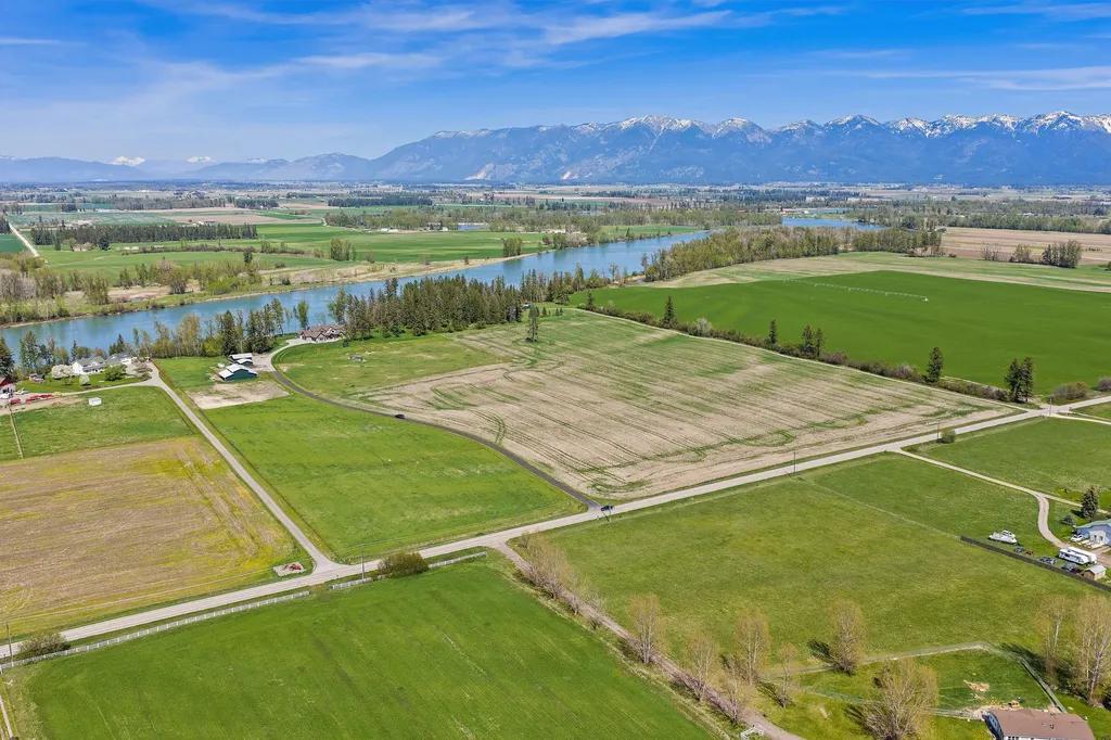 1275 Lower Valley Road Kalispell MT 59901