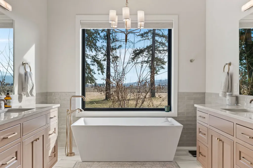 1275 Lower Valley Road Kalispell MT 59901