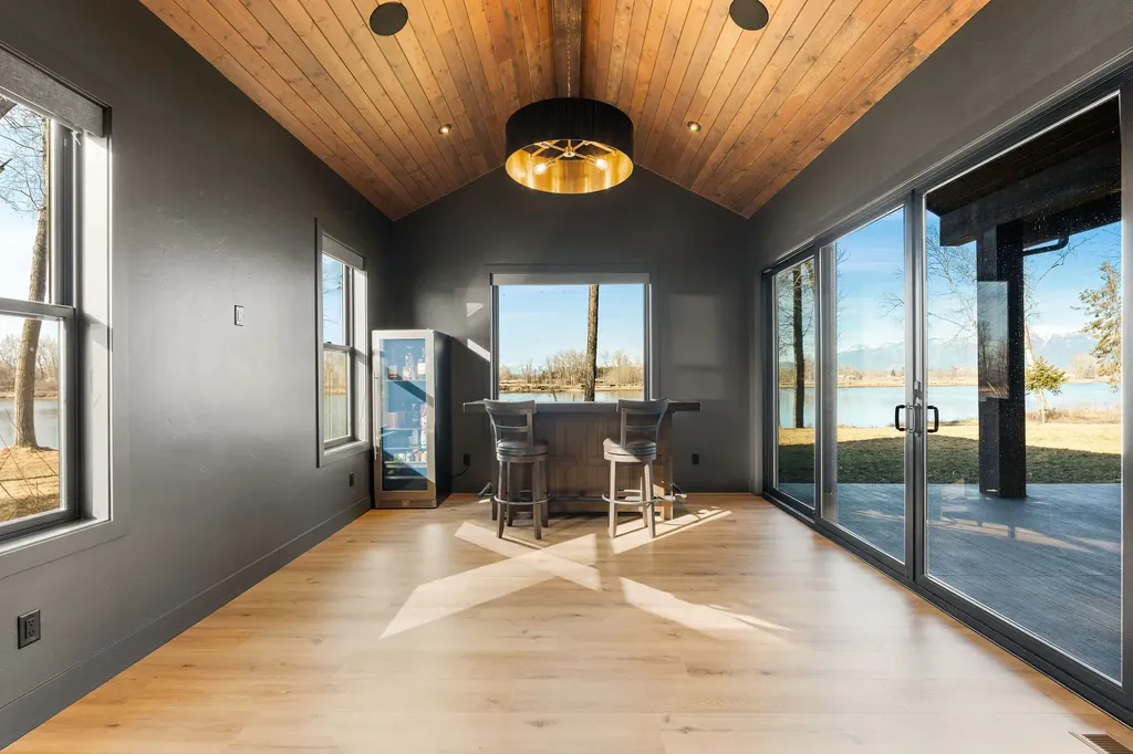 1275 Lower Valley Road Kalispell MT 59901
