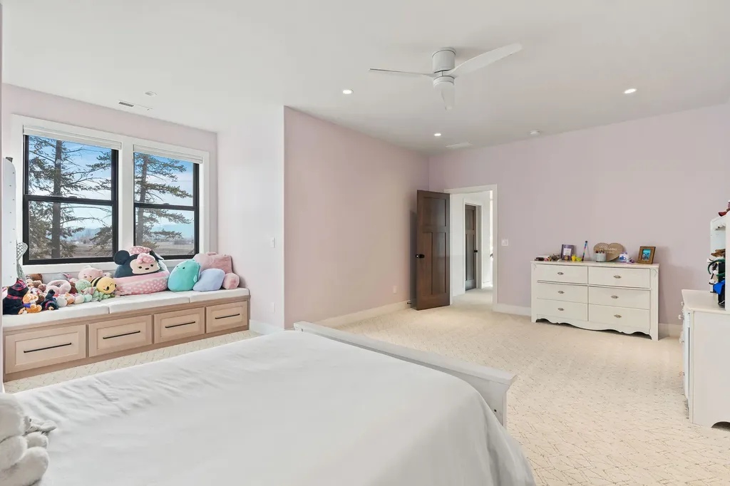 1275 Lower Valley Road Kalispell MT 59901