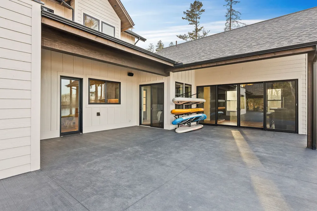 1275 Lower Valley Road Kalispell MT 59901