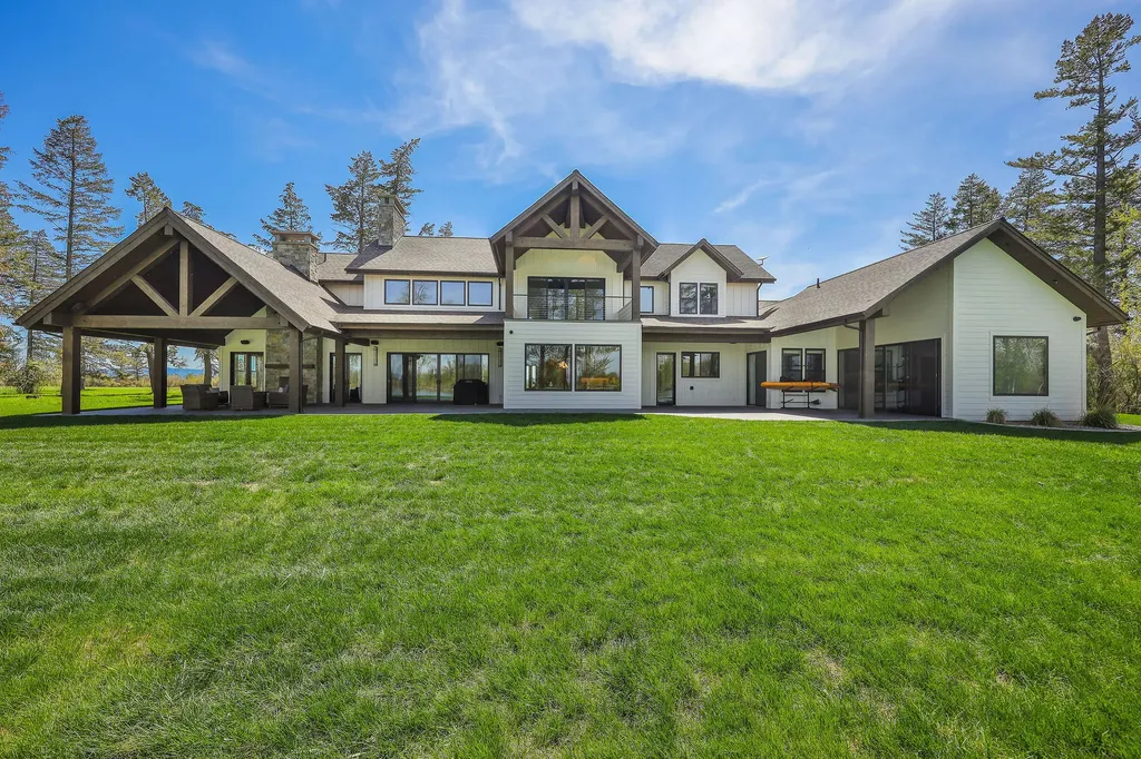 1275 Lower Valley Road Kalispell MT 59901
