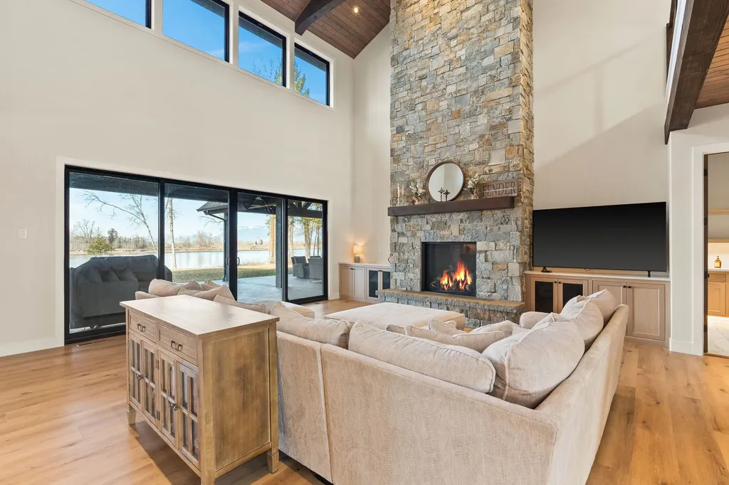 1275 Lower Valley Road Kalispell MT 59901