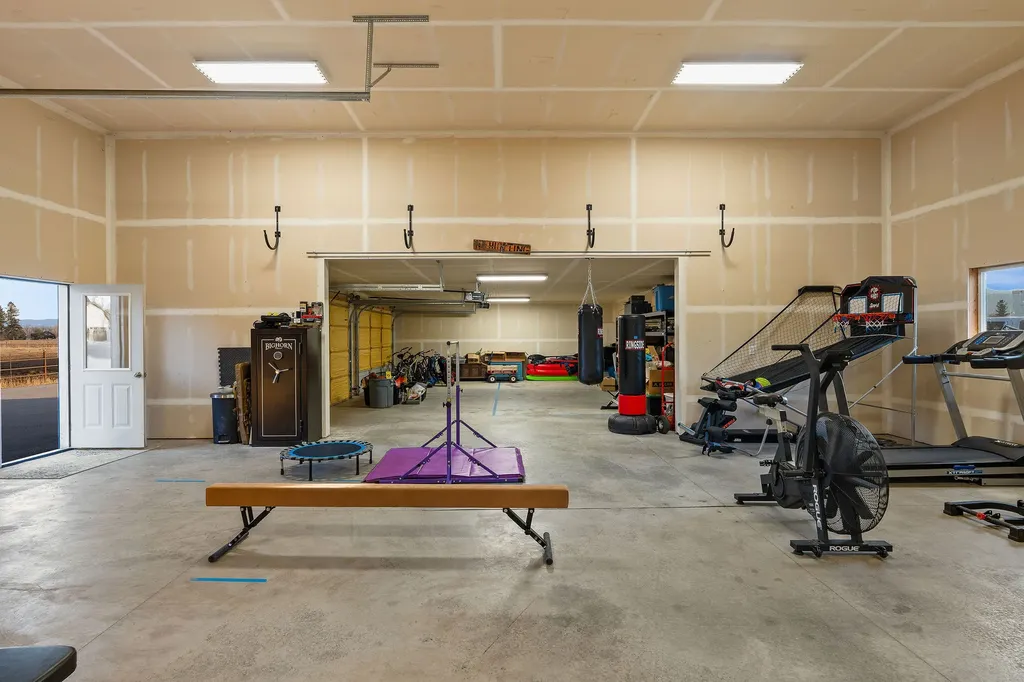 1275 Lower Valley Road Kalispell MT 59901