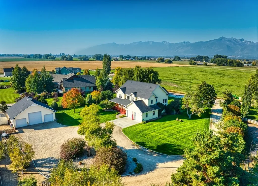 1534 Brittany Way Corvallis MT 59828