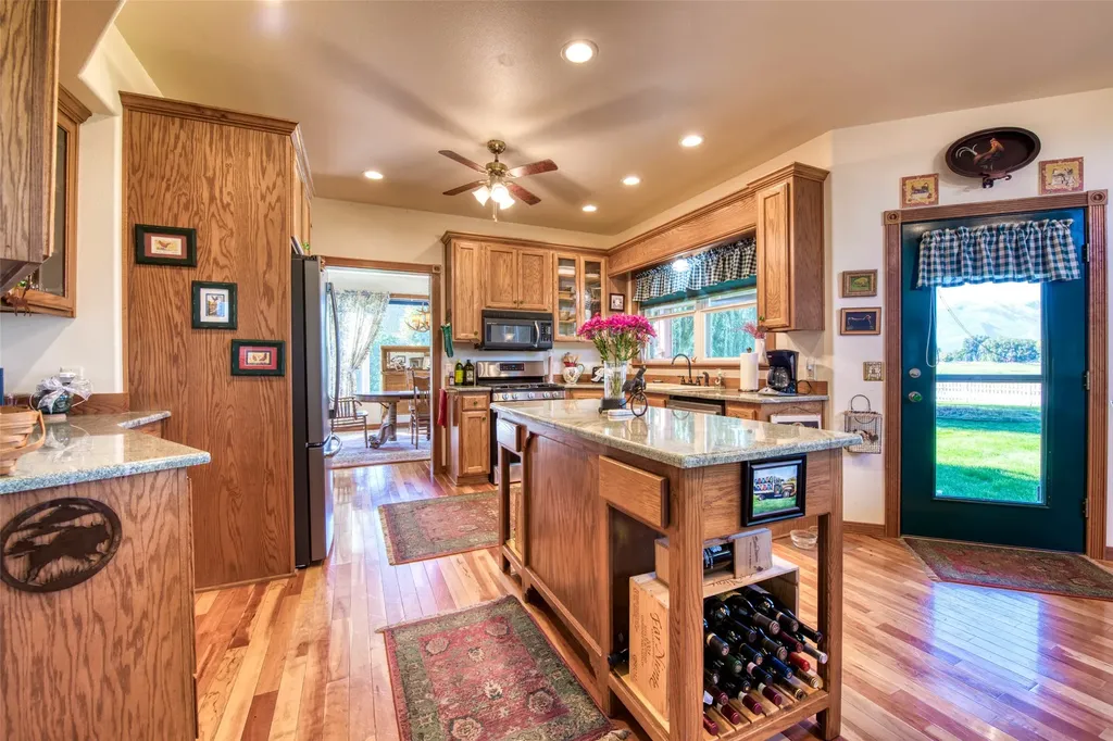 1534 Brittany Way Corvallis MT 59828