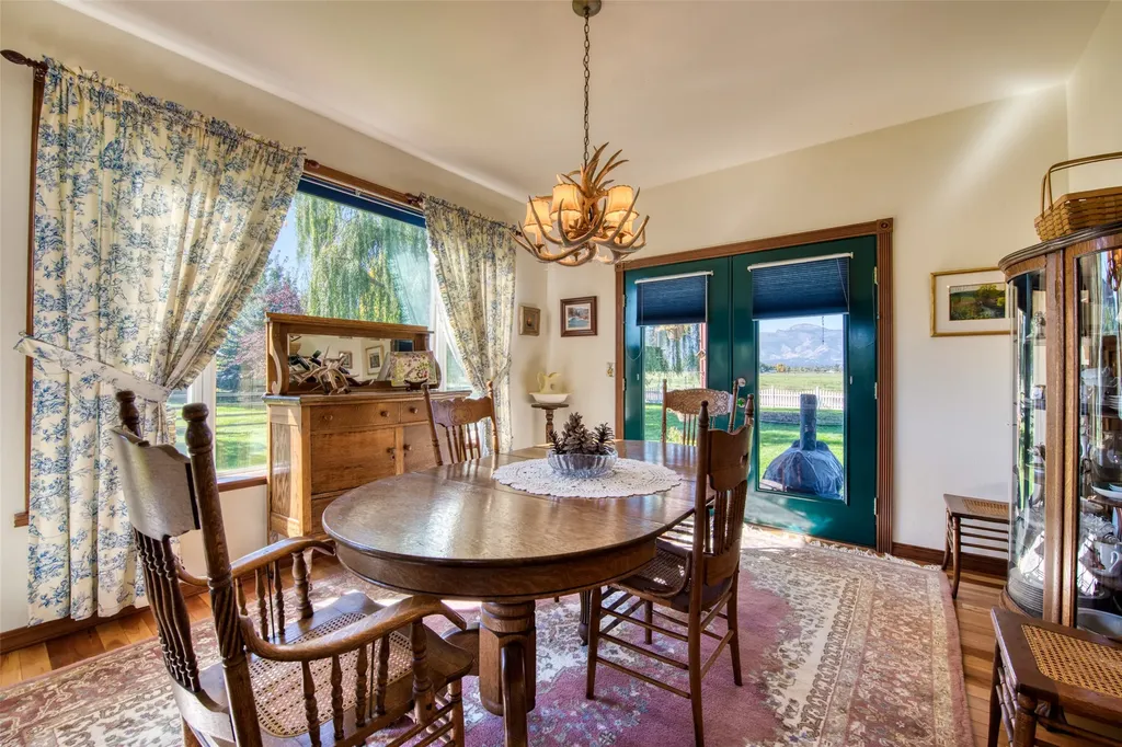 1534 Brittany Way Corvallis MT 59828