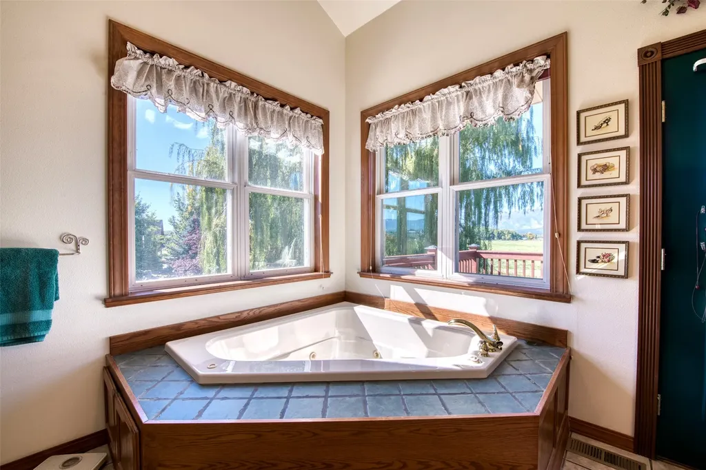 1534 Brittany Way Corvallis MT 59828