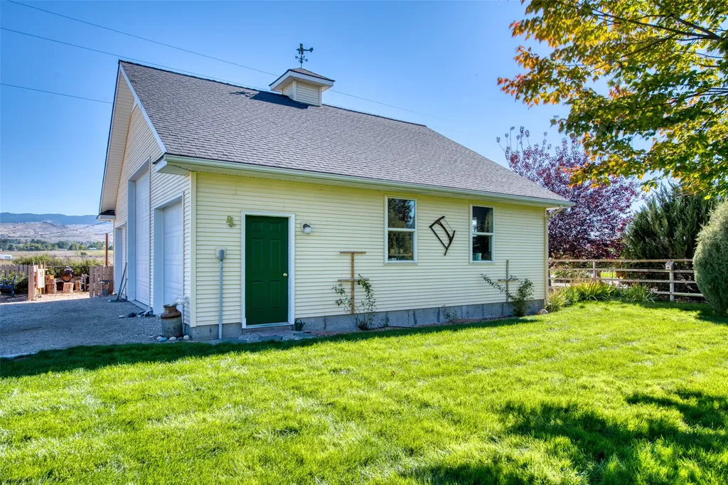 1534 Brittany Way Corvallis MT 59828