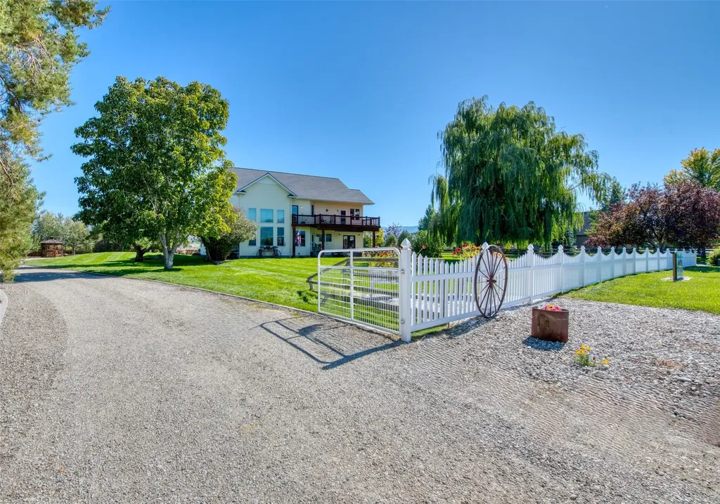 1534 Brittany Way Corvallis MT 59828