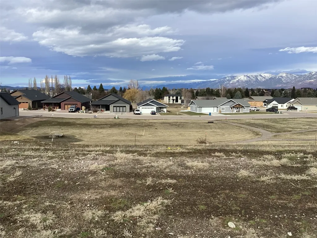 211 Shawnee Lane Polson MT 59860