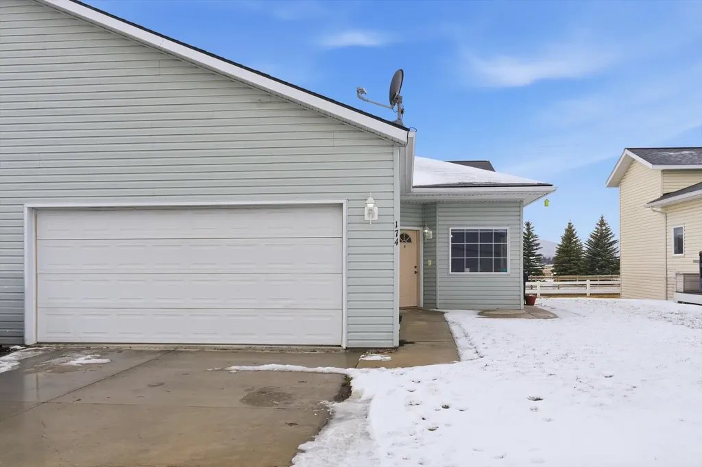 174 Empire Loop Kalispell MT 59901