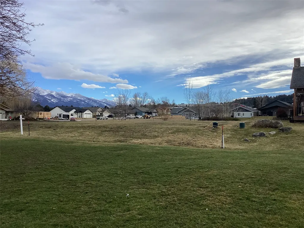 403 White Fox Run Polson MT 59860