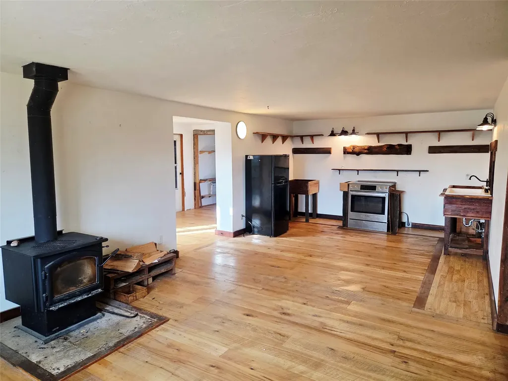117 Yellowstone Road Whitehall MT 59759