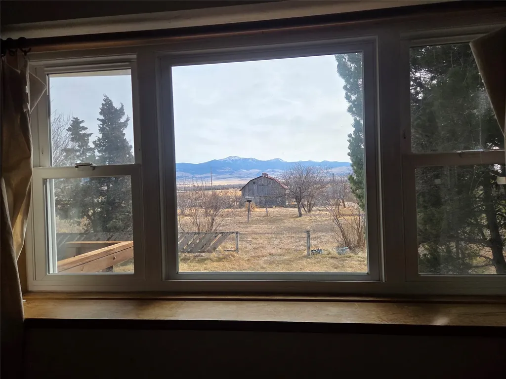 117 Yellowstone Road Whitehall MT 59759