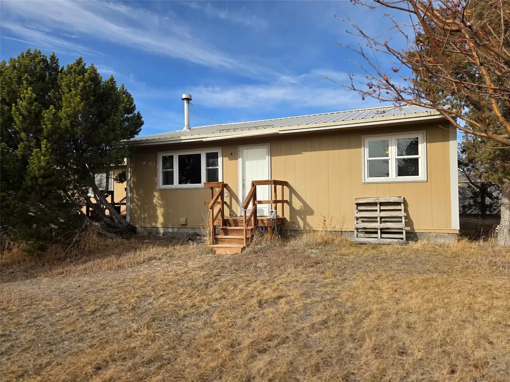 117 Yellowstone Road Whitehall MT 59759
