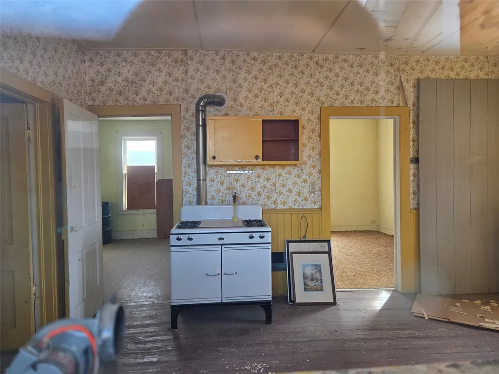 117 Yellowstone Road Whitehall MT 59759