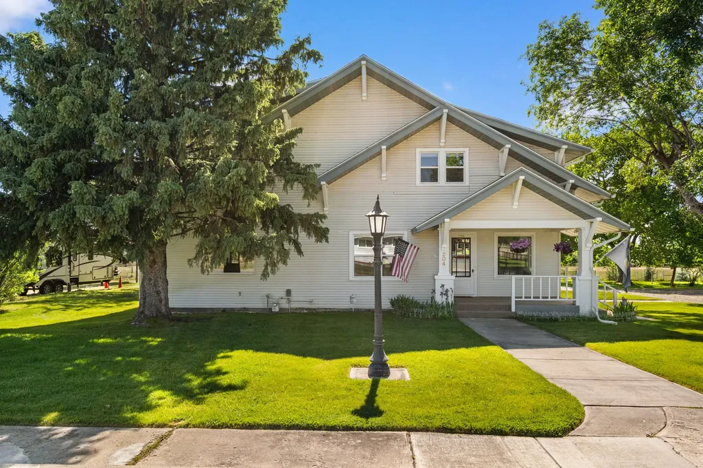 204 Boundary Street Sheridan MT 59749