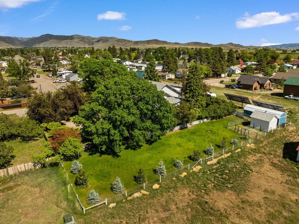 204 Boundary Street Sheridan MT 59749