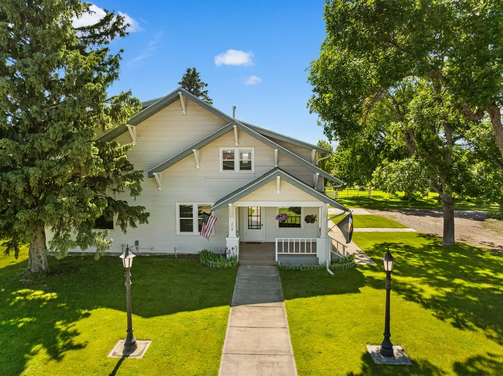 204 Boundary Street Sheridan MT 59749