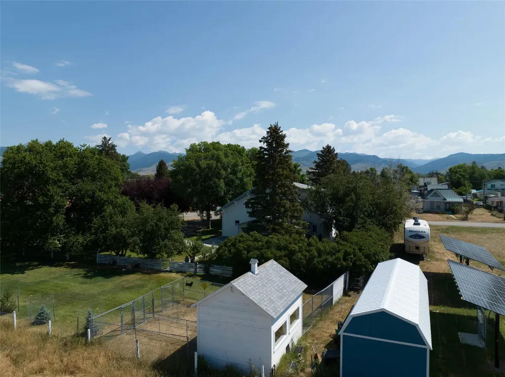 204 Boundary Street Sheridan MT 59749