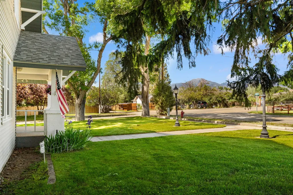 204 Boundary Street Sheridan MT 59749