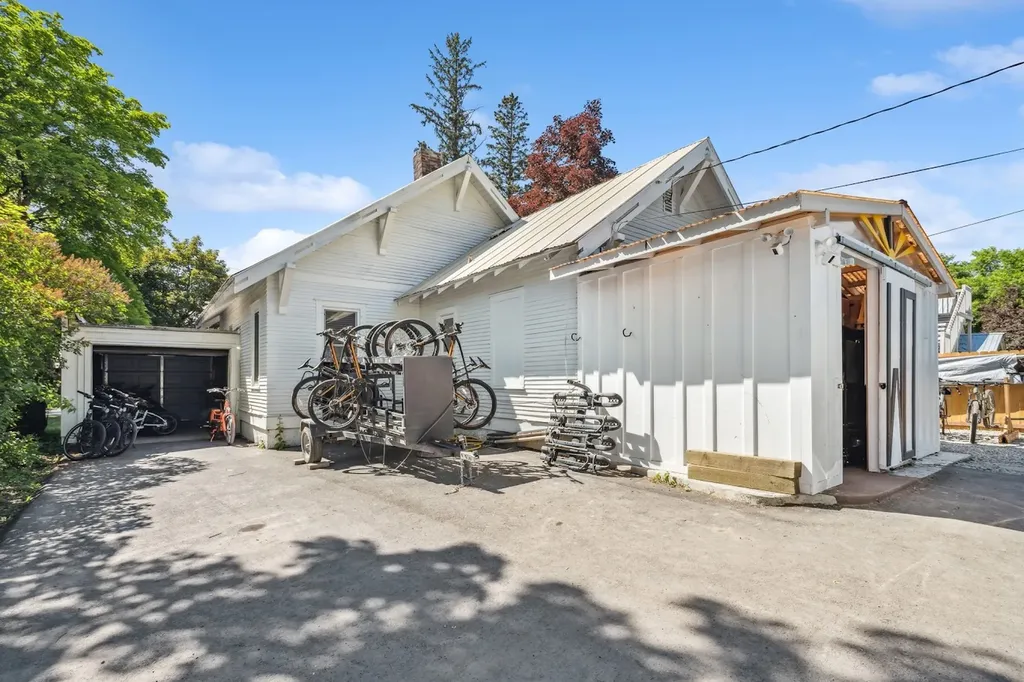 541 Spokane Avenue Whitefish MT 59937