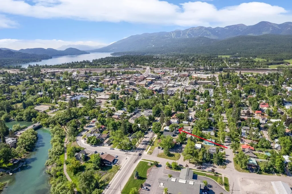 541 Spokane Avenue Whitefish MT 59937