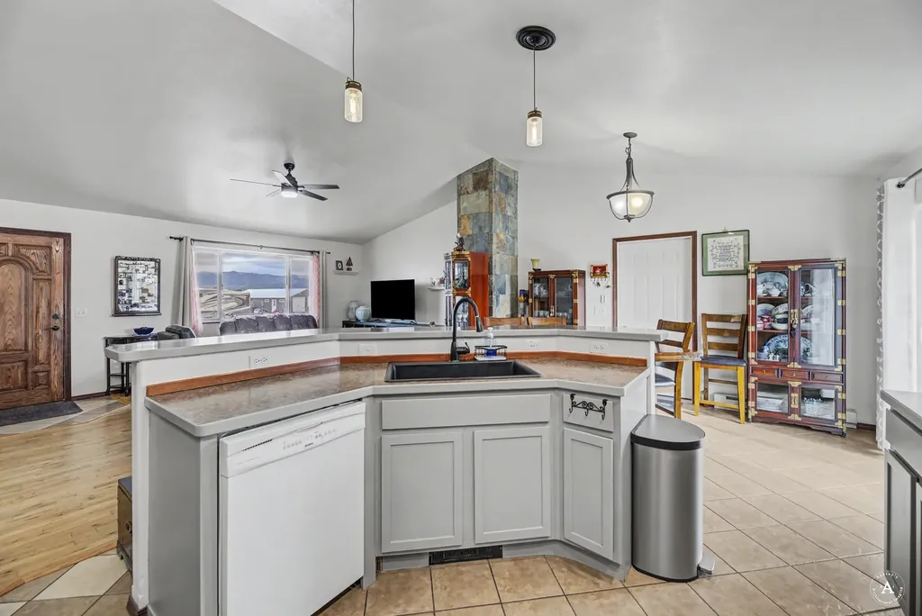 12 Woodchuck Loop Townsend MT 59644