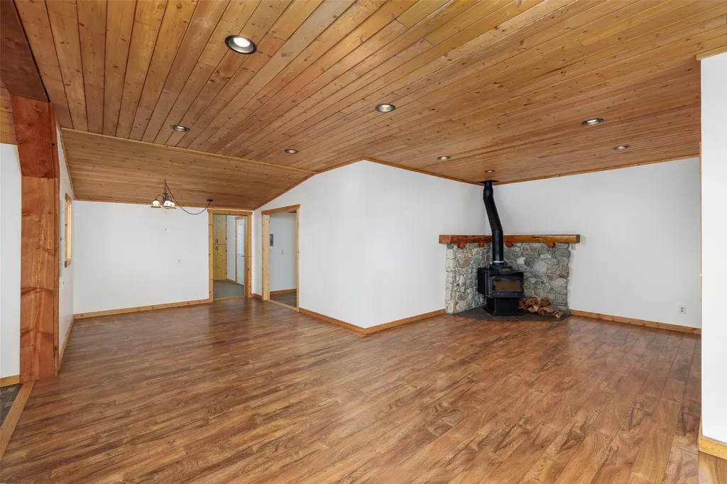 5 Shoshoni Way Pray MT 59065